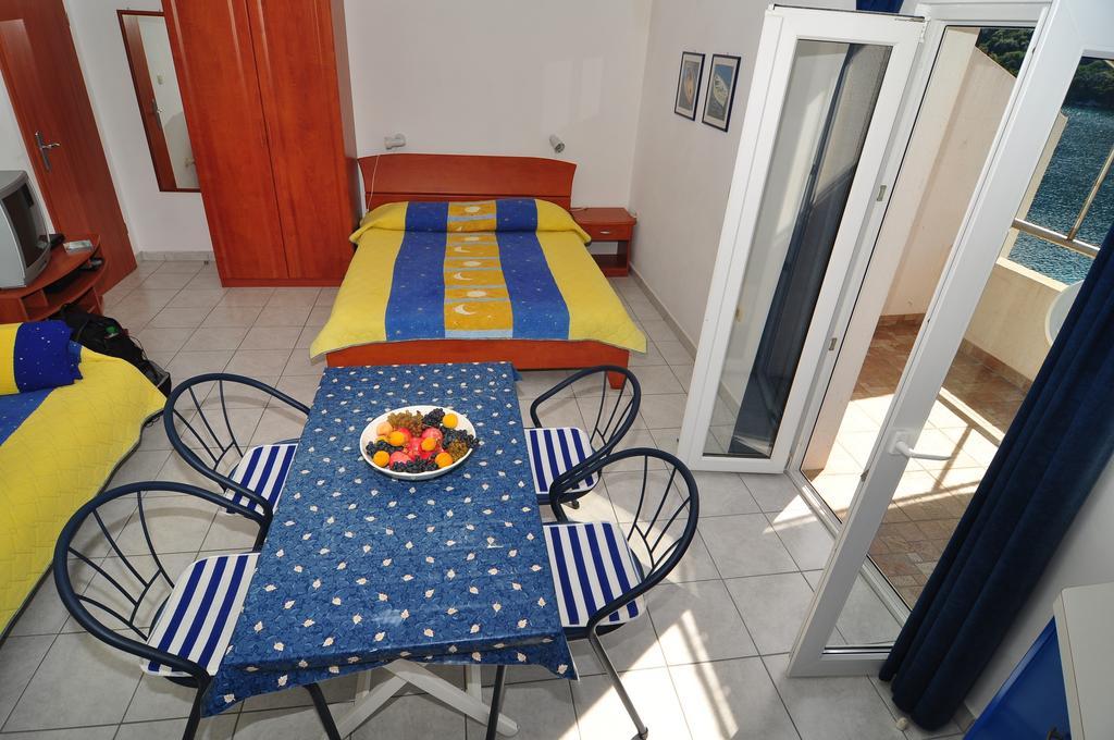 Apartments Livia Lastovo Szoba fotó